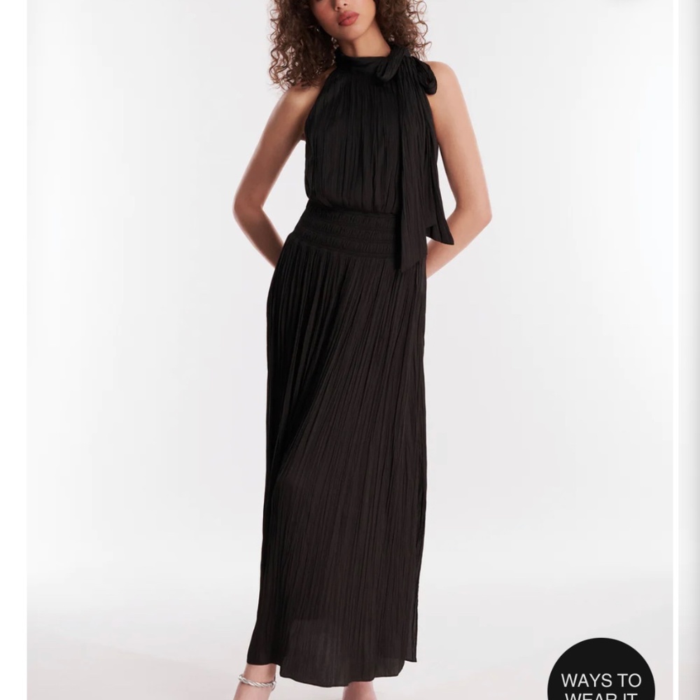 Bcbgmaxazria Gown(Black Size XL)